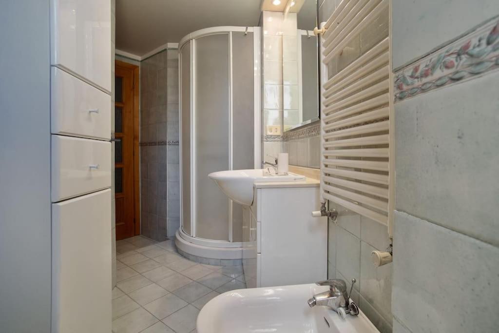 Casa Gianicolo Trastevere 4 Persone โรม ภายนอก รูปภาพ